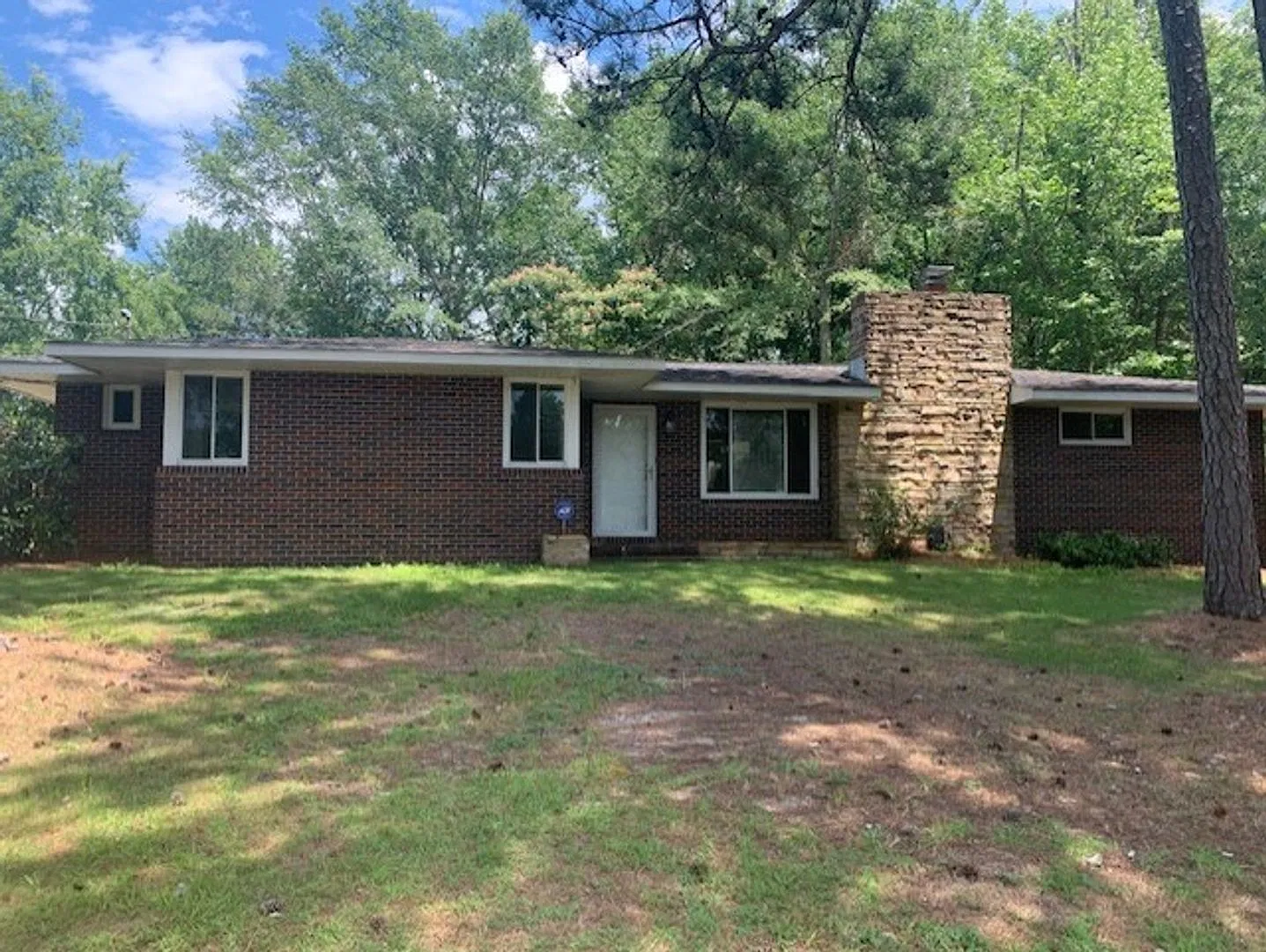 Charming home in Auburn! — Photo 1