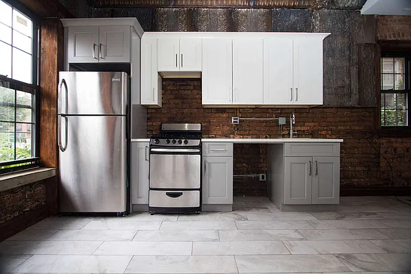 Rented by Nooklyn NYC LLC | media 32