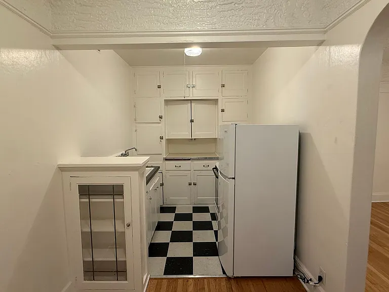 2235 NW Johnson St — Photo 5