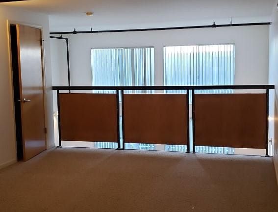 5th image of 825 Minnesota St APT 2