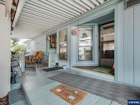 2nd image of 300 SE Lacreole Dr Unit 271