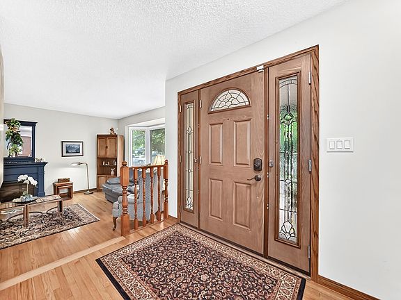5th image of 16 Lorne Cres