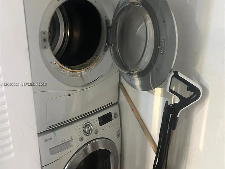 590 NW 114th Ave #101 — Photo 9