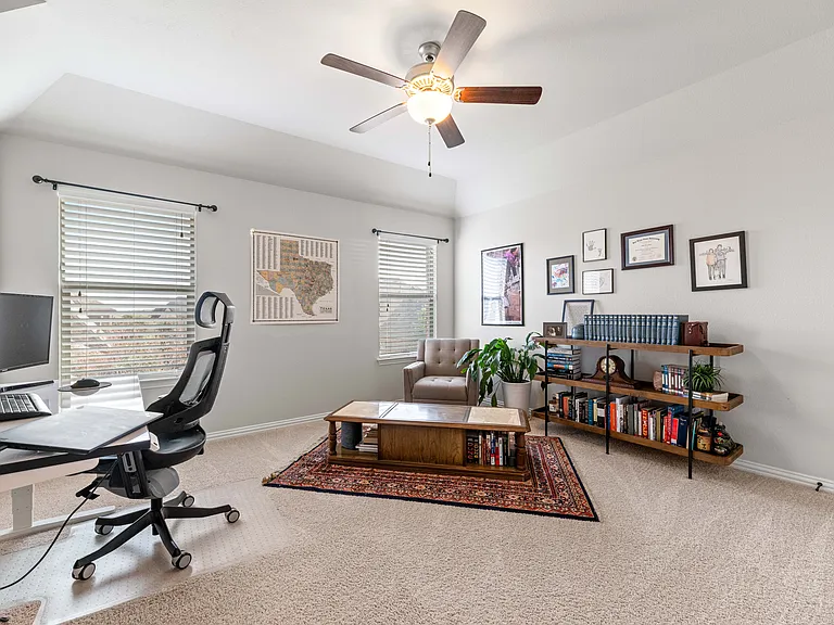 4611 Acacia Pkwy — Photo 24