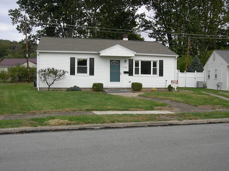 1636 Marlin Pkwy — Photo 1