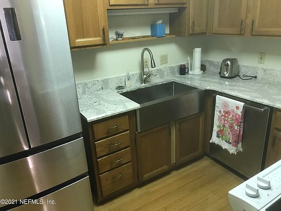 2nd image of 1071 Edgewood Ave S APT 202