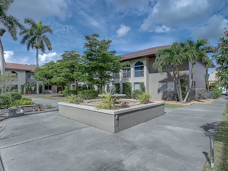 6104 Whiskey Creek Dr #101 — Photo 30