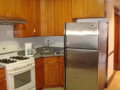 2 bed, 900 sqft, $1,050 — Photo 3