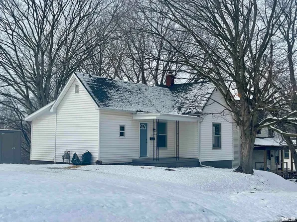 378 Park Ct, Canton, IL 61520