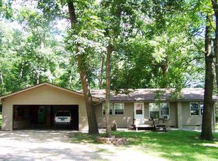 676 S Lakeshore Dr, Kimmell, IN 46760