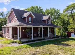 33220 Oak Grove Rd, Paola, KS 66071