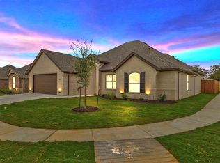 900 E 5th St, Springtown, TX 76082