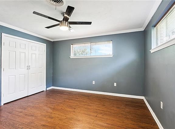 4th image of 7928 Edward St