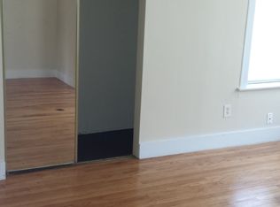 7554 S Rhodes Ave, Chicago, IL 60619