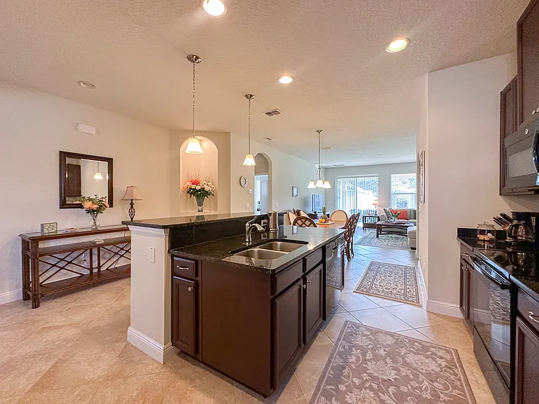 720 Parkmont Pl — Photo 9