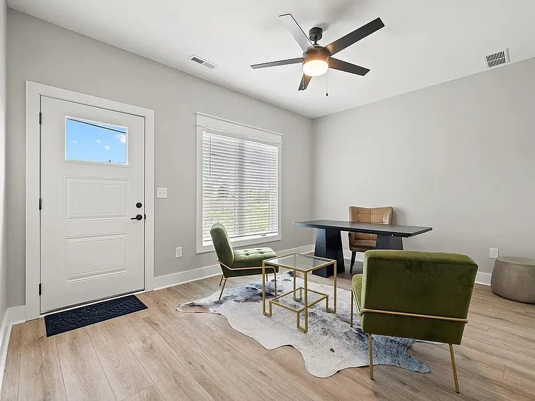 3109 Liberty Cir — Photo 23