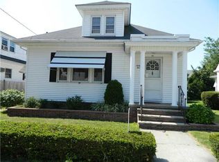 64 Petteys Ave, Providence, RI 02909