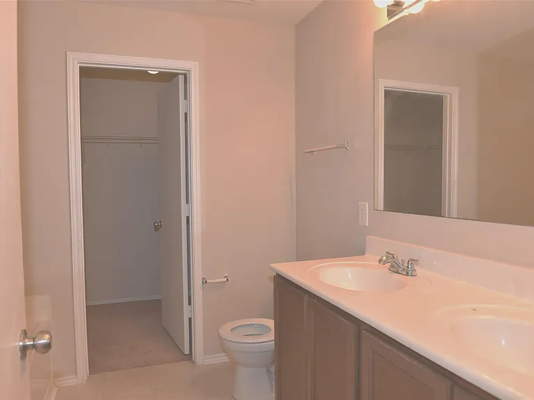 2626 Ensbrook Meadow Ln — Photo 15