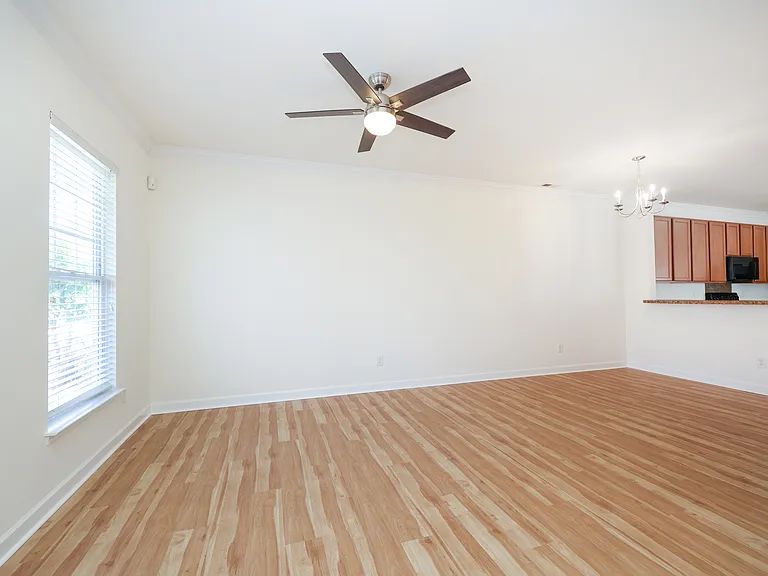 4614 Stoney Branch Dr — Photo 4