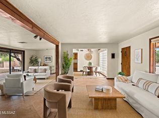 325 S Calle De La Azucena, Tucson, AZ 85711