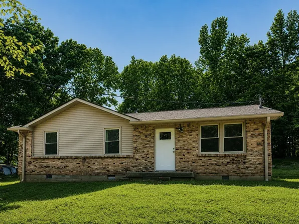 373 Edmondson Ferry Rd, Clarksville, TN 37040