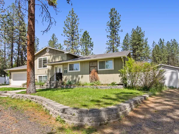 13218 W Meadowview Ln, Nine Mile Falls, WA 99026