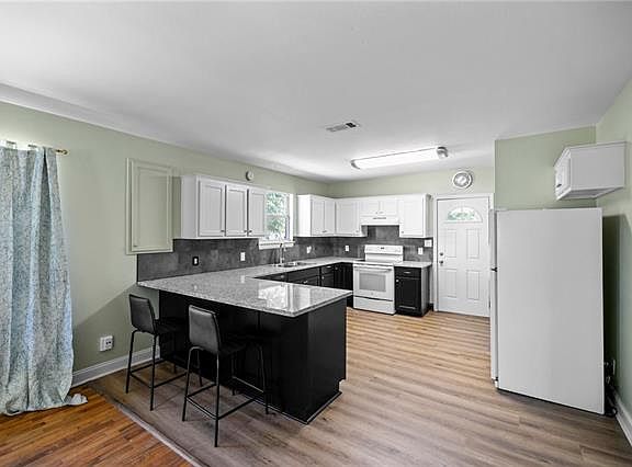 5th image of 730 N 7th St
