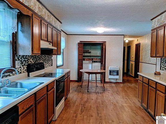 4th image of 148 Marica Dr