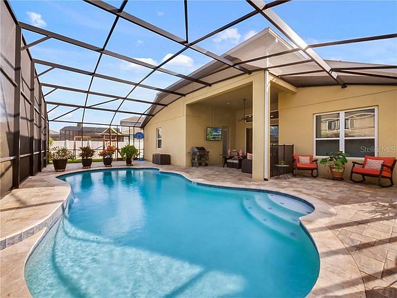 4th image of 2027 Sandy Garden Ln