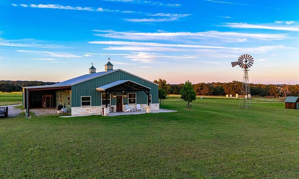 1st image of 201 Bermuda Ln