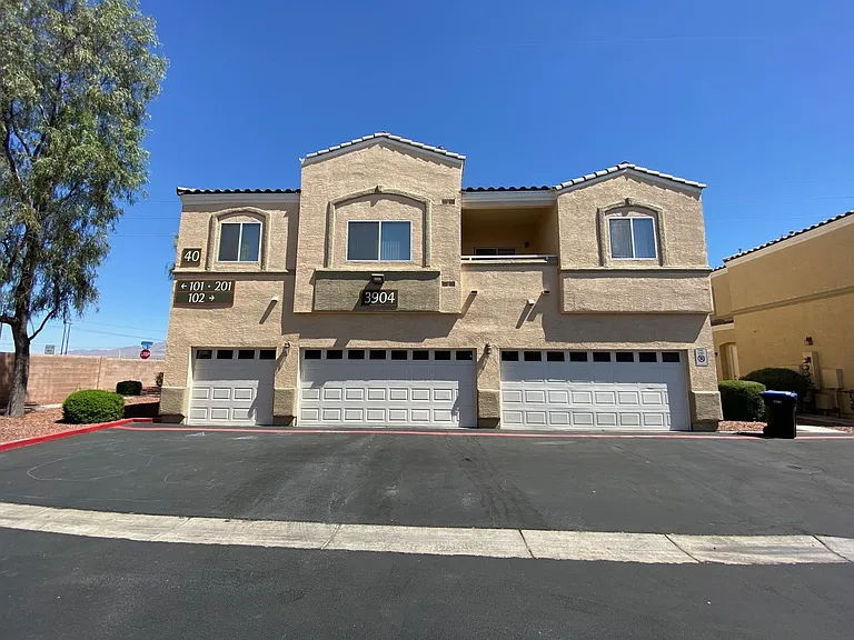 3904 Smokey Fog Ave #101 — Photo 1