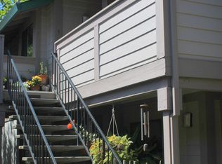 7 Village Cir, San Rafael, CA 94903