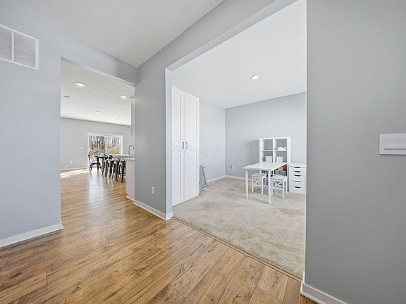 4th image of 5840 Wynnewood Dr