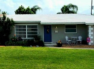 538 Sabal Palm Dr, Lake Park, FL 33403