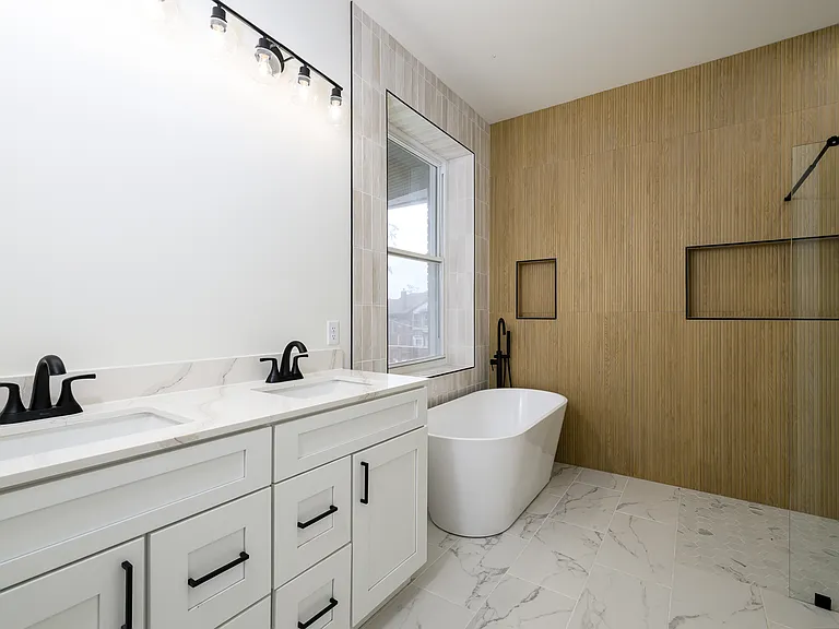 5750 Waterman Blvd — Photo 21