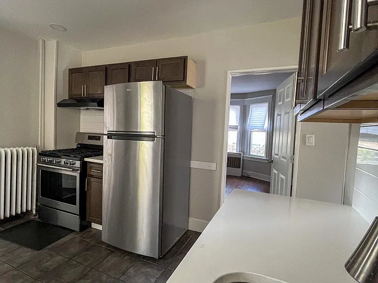 103 Newell Ave — Photo 6