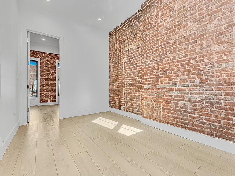 356 W 48th St #2A — Photo 12