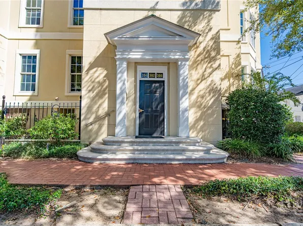 304 W Jones Street, Savannah, GA 31401