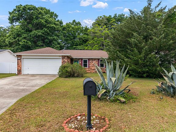 4th image of 5518 Chantilly Cir