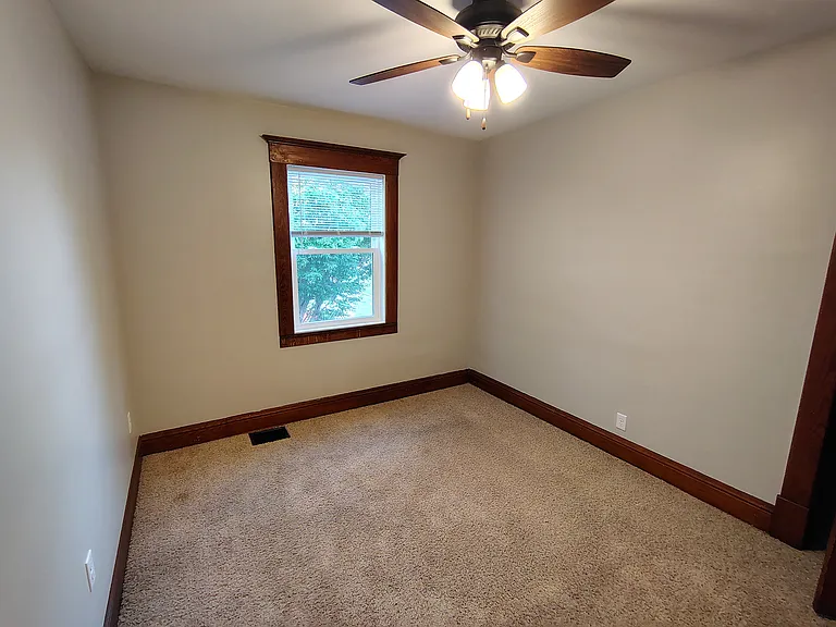 243 S Wayne St #C — Photo 16