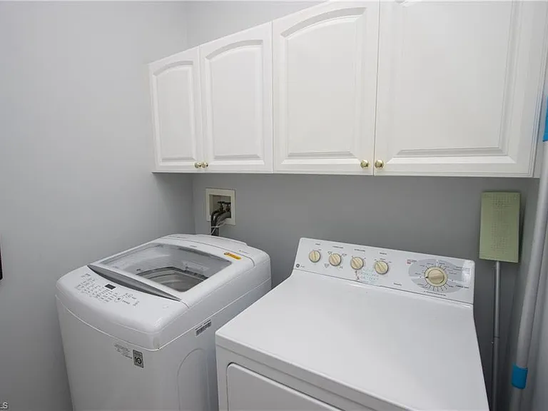 3460 Pointe Creek Ct #102 — Photo 13