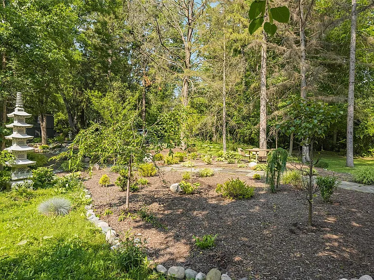 3954 N Ellamae Rd — Photo 52
