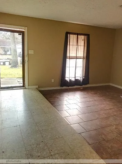 2124 Greenlee Ln — Photo 21