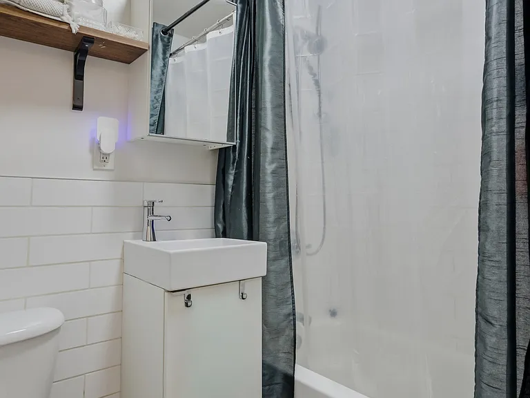353 Vernon Ave #1 — Photo 8