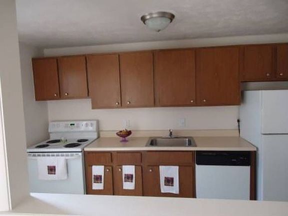 Open, Sunny Kitchen!