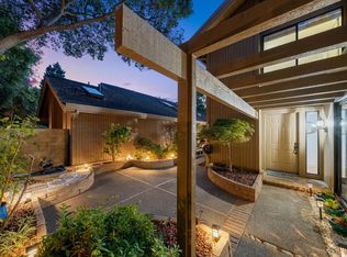 2078 Promontory Point Ln, Gold River, CA 95670