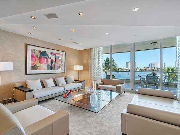 Home For Sale In Mizner Grand