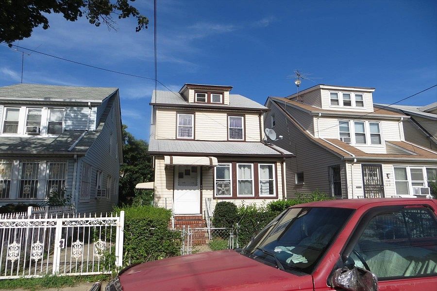 1st image of 110-21 207th St