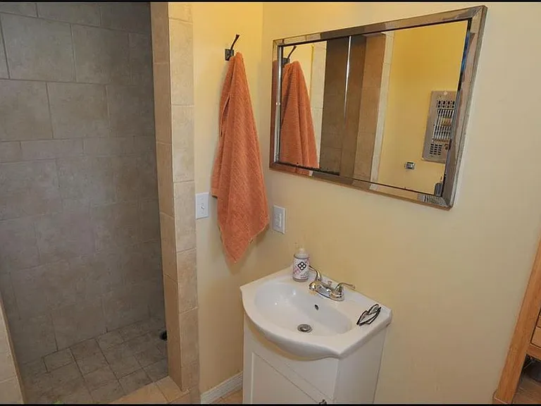 4233 Hampshire Ln — Photo 20