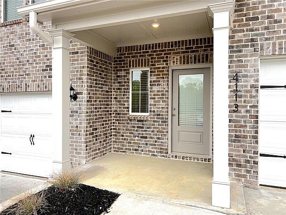 3rd image of 4113 Oakwood Terrace Ct